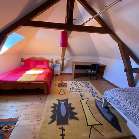 Maison Millage Face Aux Pyrenees * אולורן-סנט-מארי