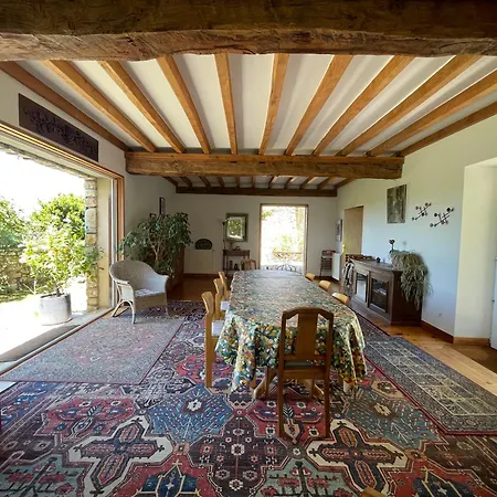 Maison Millage Face Aux Pyrenees בית נופש אולורן-סנט-מארי