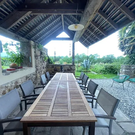 Maison Millage Face Aux Pyrenees בית נופש אולורן-סנט-מארי