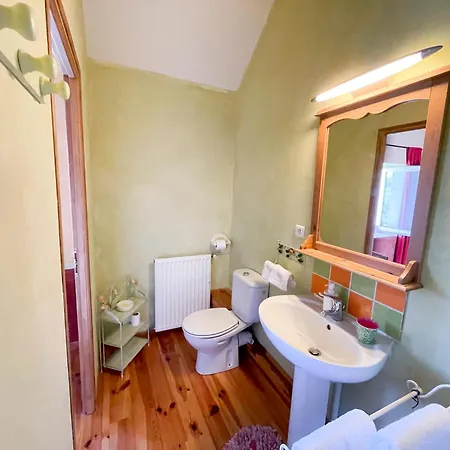 Maison Millage Face Aux Pyrenees בית נופש *